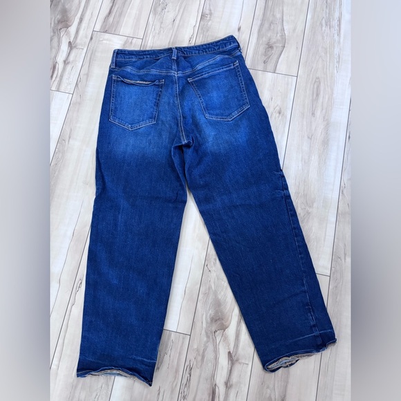Old Navy Women's Straight Leg Jeans - Dark Blue - Picture 4 of 4